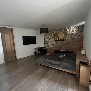 Parentale Privée De Standing , Rochegude (Drome) France